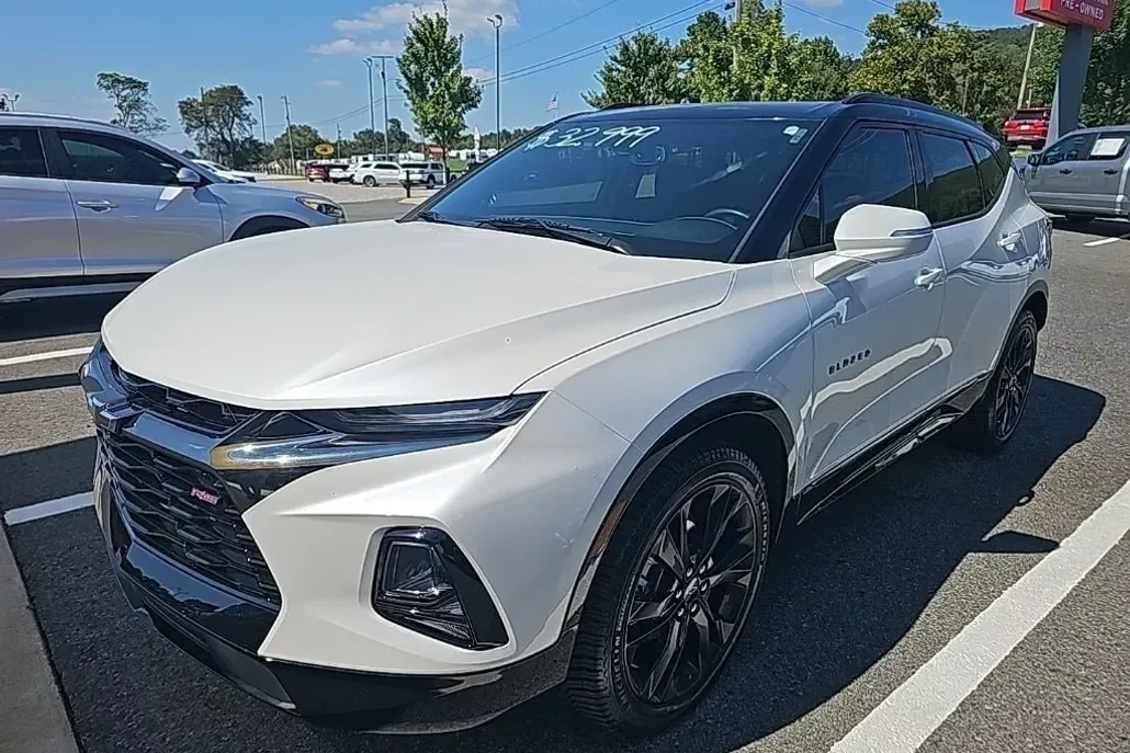 2022 Chevrolet Blazer RS photo 1