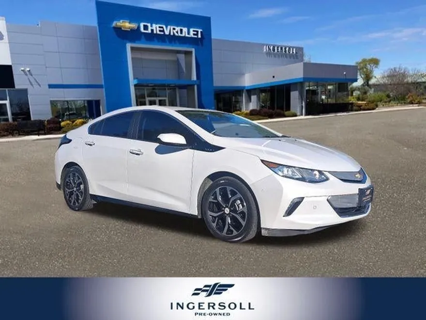 2018 Chevrolet Volt Premier photo 1