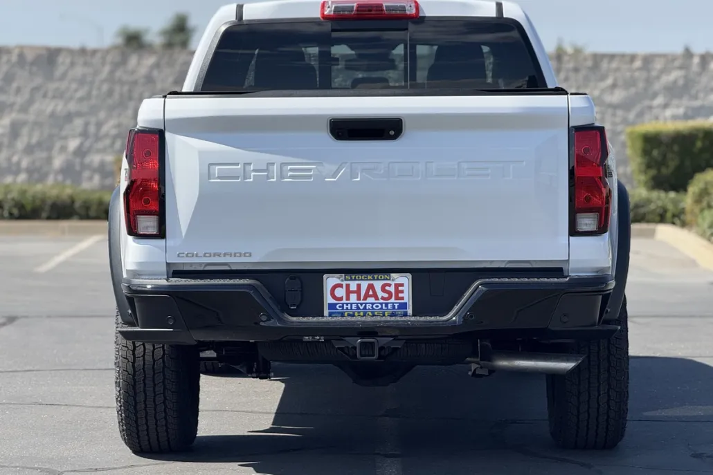 2026 Chevrolet Colorado Trail Boss photo 1