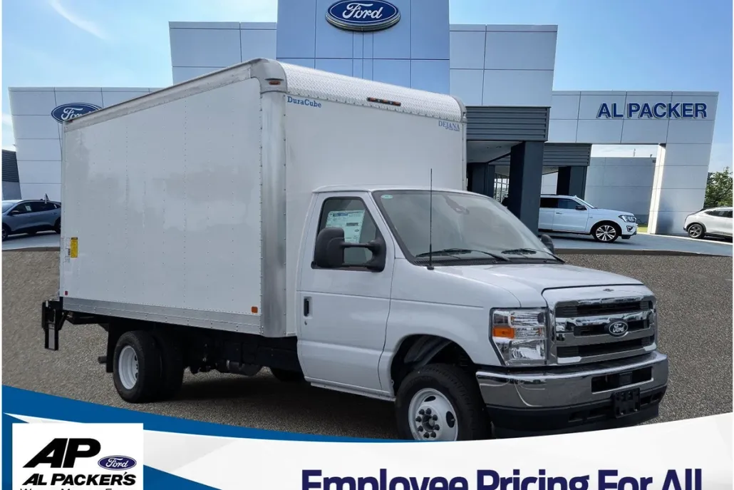2026 Ford E-450 photo 1