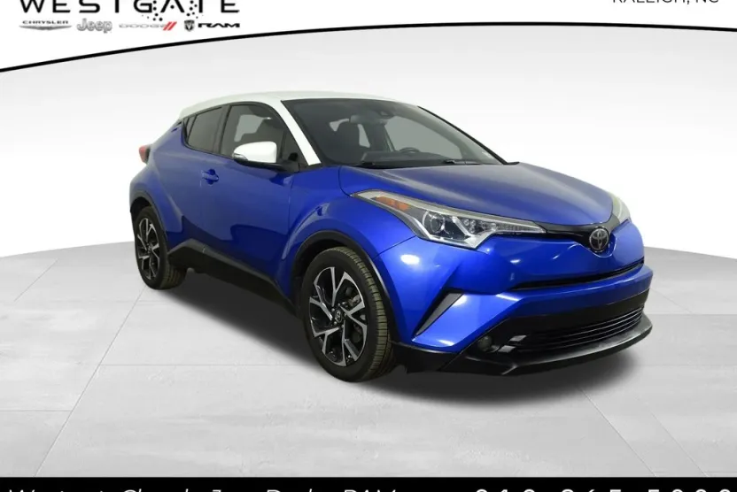 2018 Toyota C-HR XLE Premium photo 1