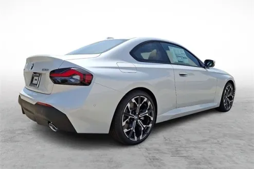 2025 Bmw 230i xDrive photo 3
