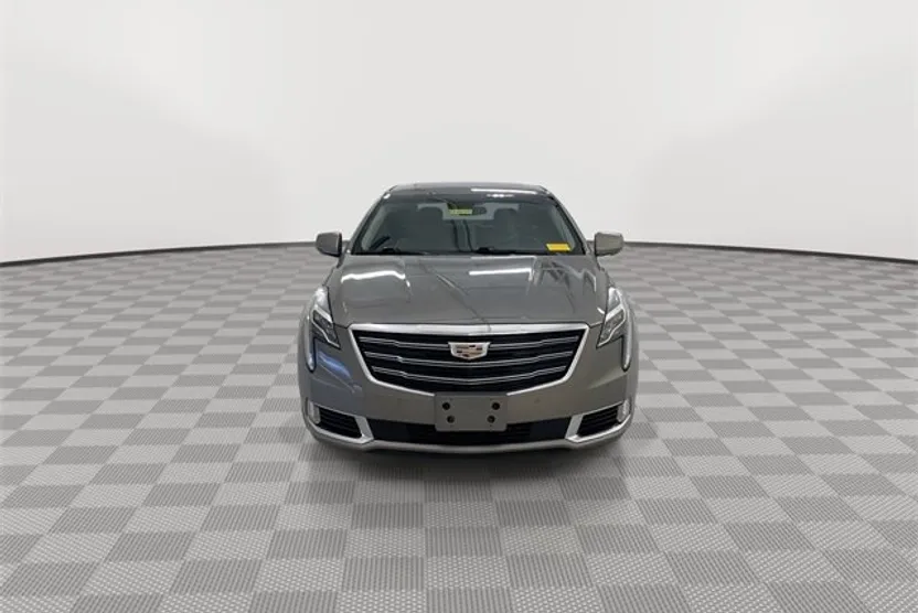 2019 Cadillac XTS Luxury photo 1