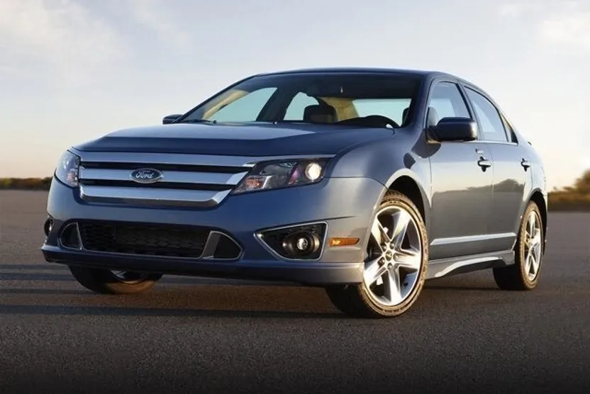 2012 Ford Fusion SE photo 1