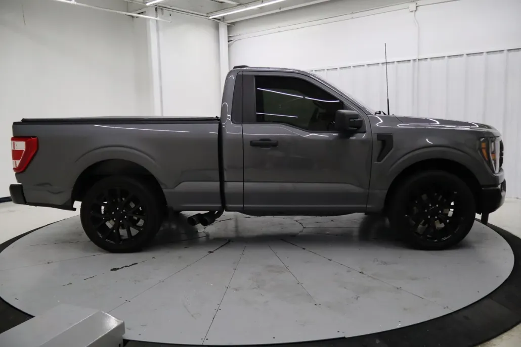 2023 Ford F-150 XL photo 1