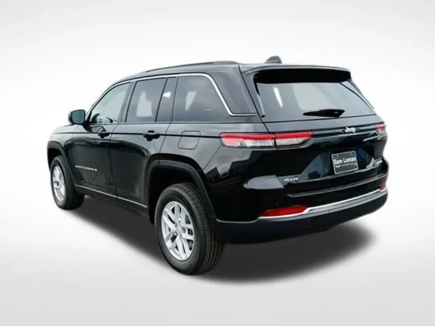 2025 Jeep Grand Cherokee Laredo X photo 1