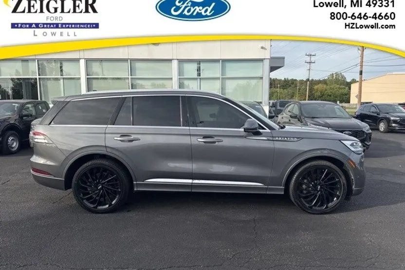 2021 Lincoln Aviator Reserve photo 1