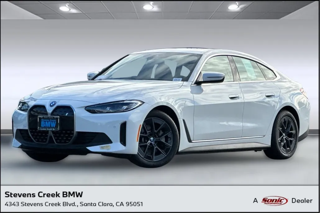 2022 Bmw i4 eDrive40 photo 1