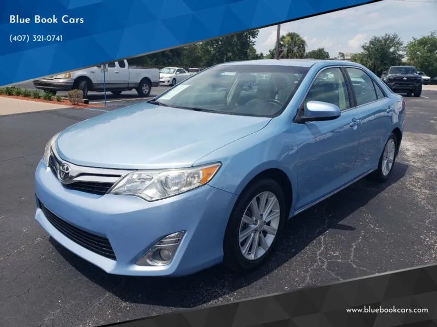2013 Toyota Camry XLE photo 1
