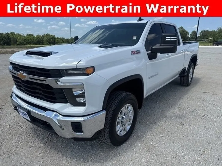 2024 Chevrolet Silverado 2500HD LT photo 1