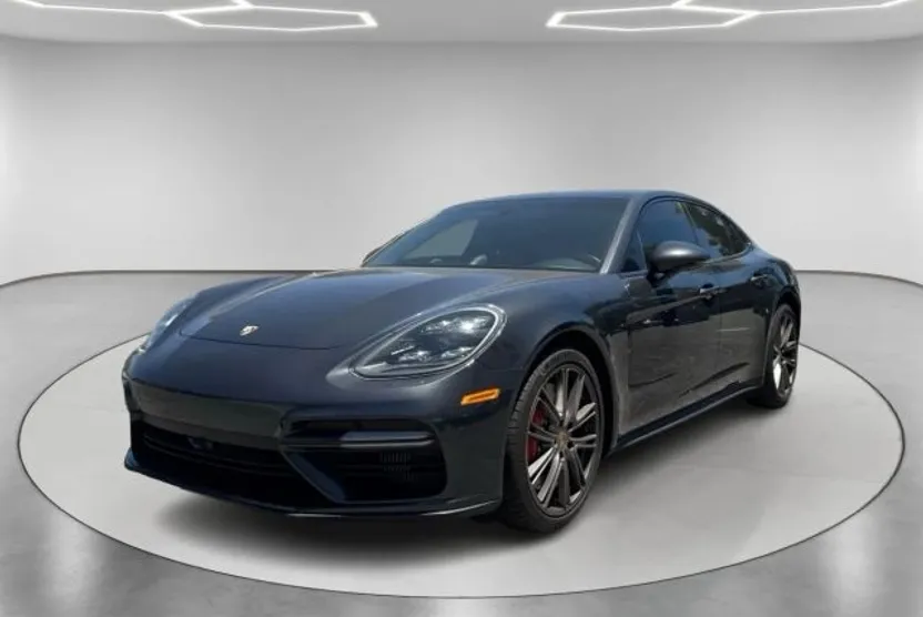 2018 Porsche Panamera Turbo photo 1