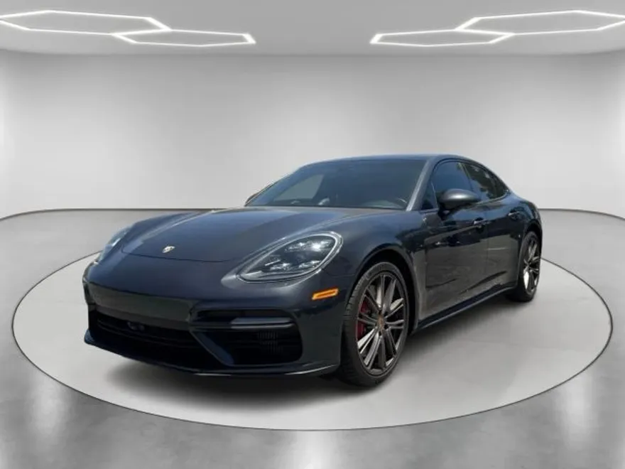 2018 Porsche Panamera Turbo photo 1