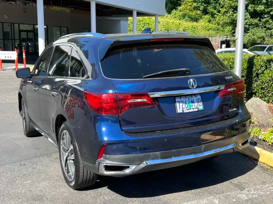 2017 Acura MDX SH-AWD Advance Entertainment photo 1