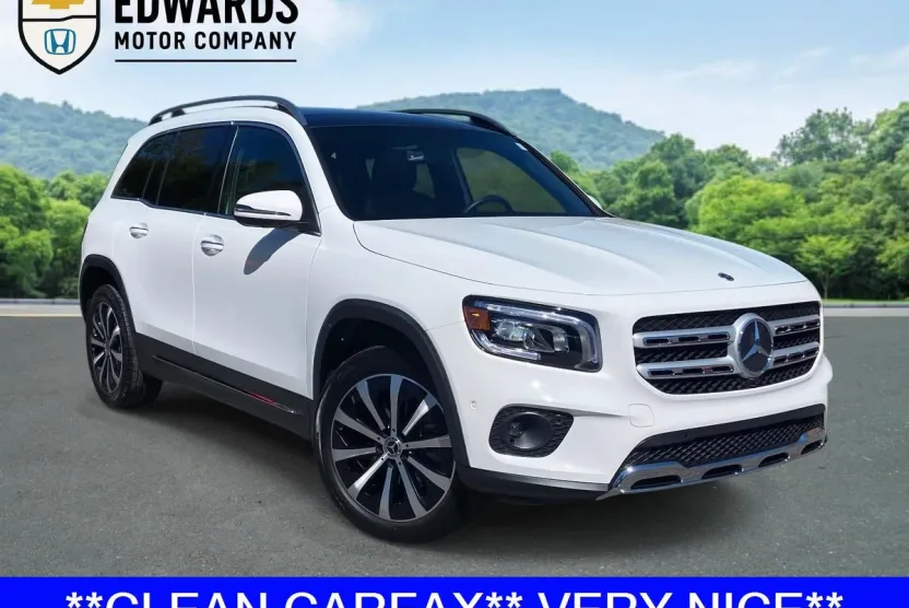 2022 Mercedes Benz GLB 250 photo 1