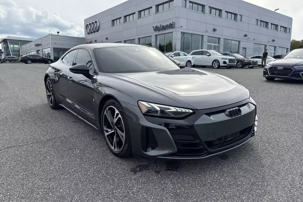 2023 Audi e-tron GT Premium Plus photo 1