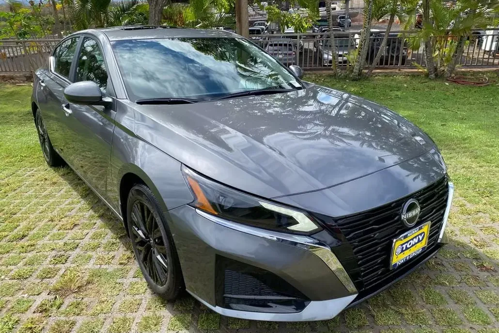 2025 Nissan Altima 2.5 SV photo 1