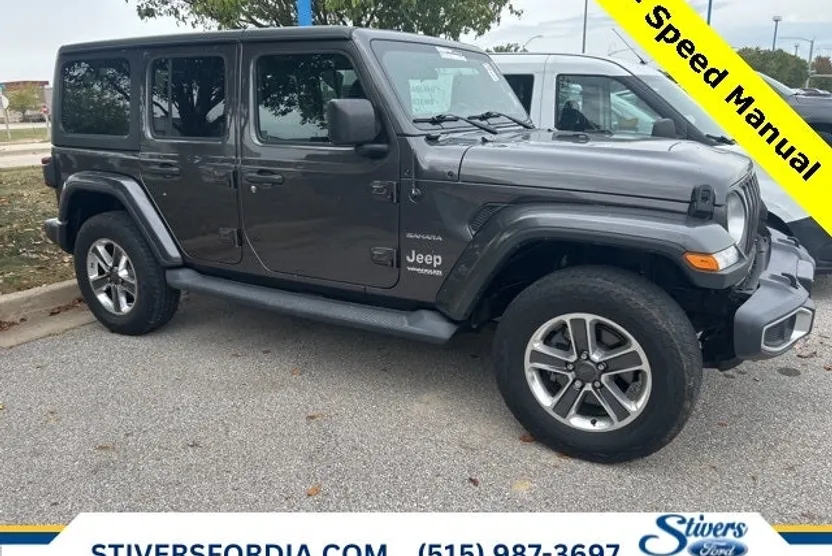 2018 Jeep Wrangler Unlimited Sahara photo 1