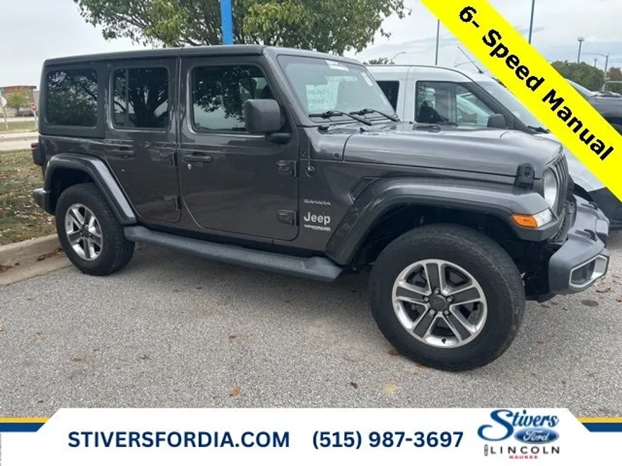 2018 Jeep Wrangler Unlimited Sahara photo 1
