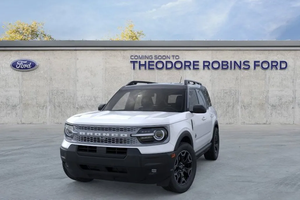 2025 Ford Bronco Sport Outer Banks photo 1