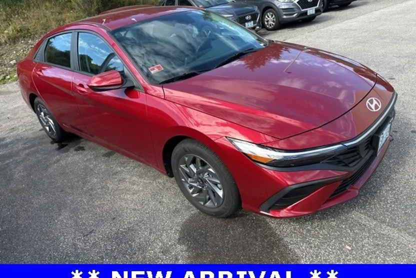 2024 Hyundai Elantra Hybrid Blue photo 1