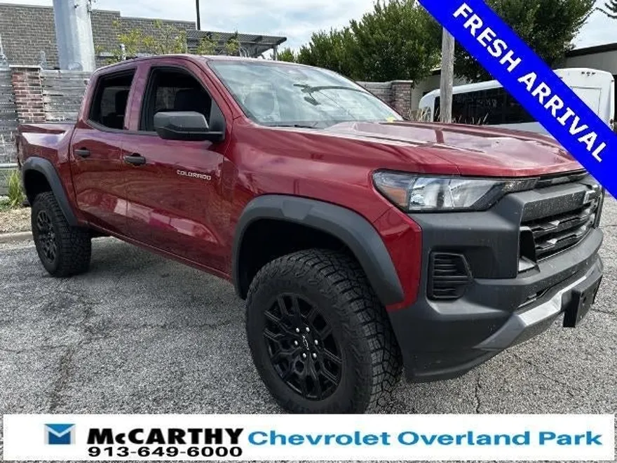 2023 Chevrolet Colorado Trail Boss photo 1