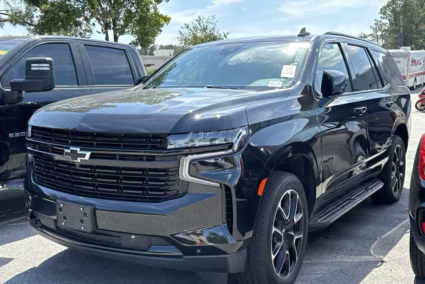 2023 Chevrolet Tahoe RST photo 1