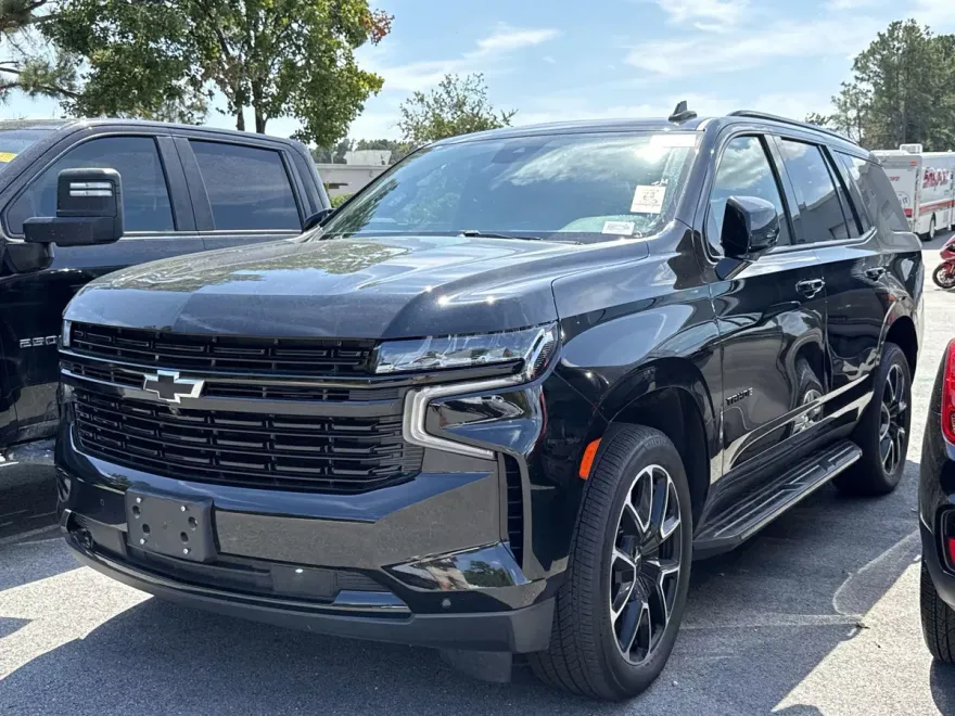 2023 Chevrolet Tahoe RST photo 1
