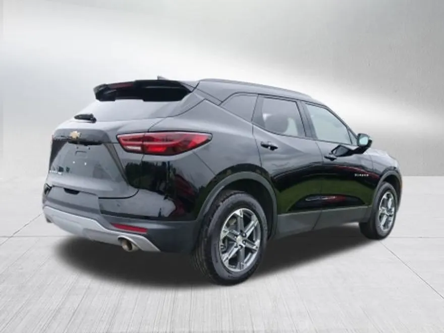 2024 Chevrolet Blazer 3LT photo 1