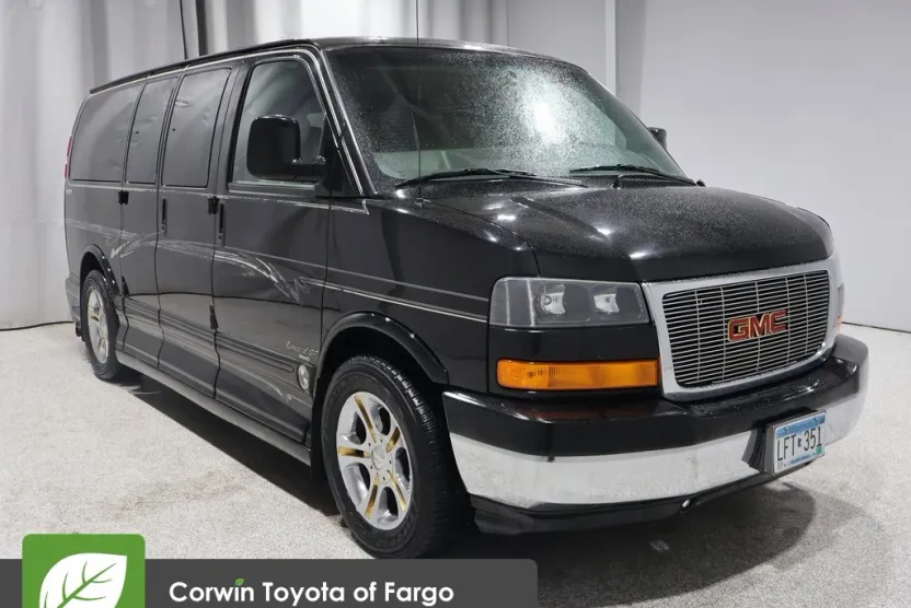 2003 Gmc Savana 1500 photo 1