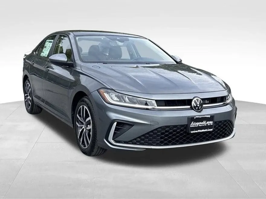 2026 Volkswagen Jetta 1.8T SE photo 1