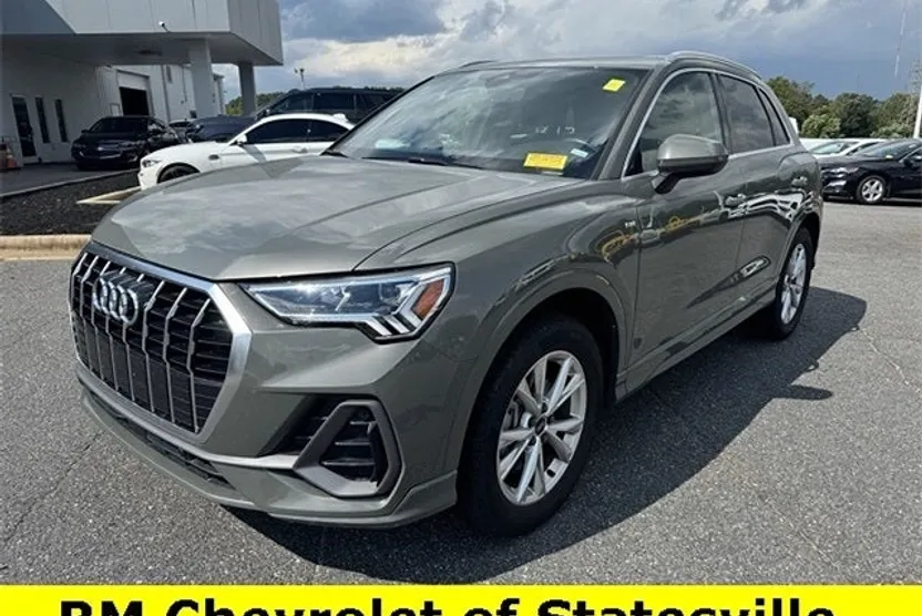 2024 Audi Q3 Premium S line photo 1