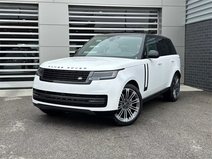 2025 Land Rover Range Rover SE photo 1