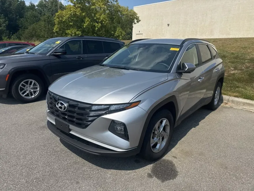 2024 Hyundai Tucson SEL photo 1