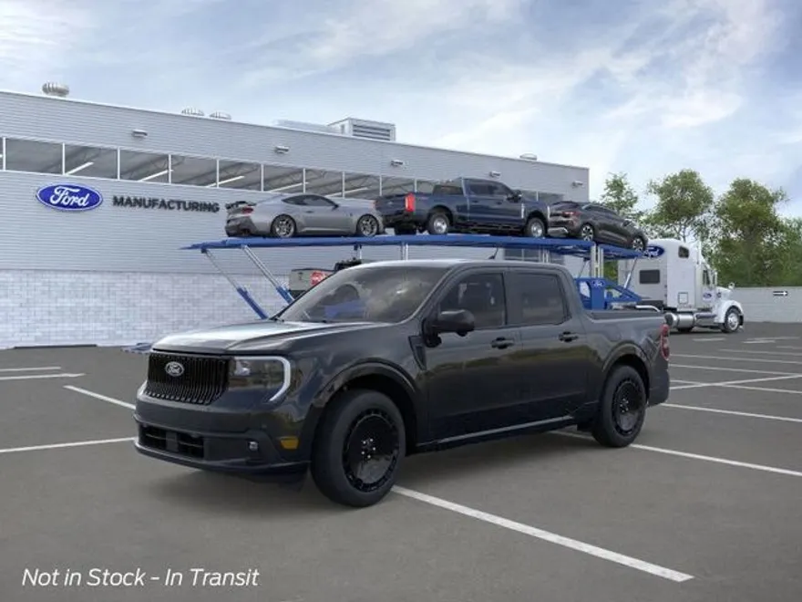 2025 Ford Maverick photo 1