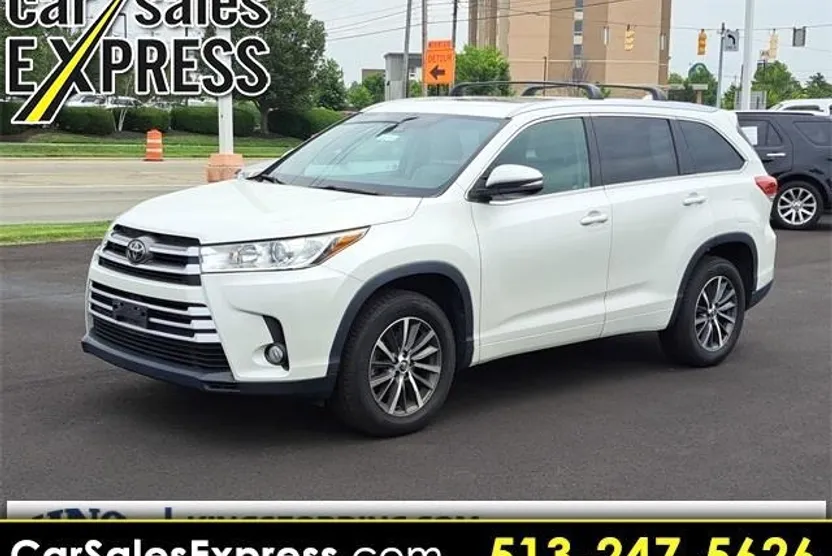 2018 Toyota Highlander XLE photo 1