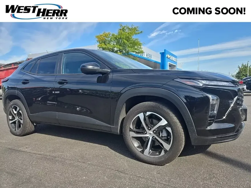 2024 Chevrolet Trax photo 1