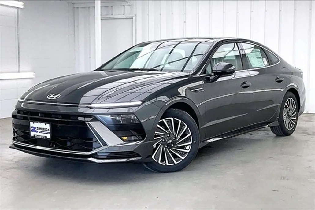 2026 Hyundai Sonata Hybrid SEL photo 1