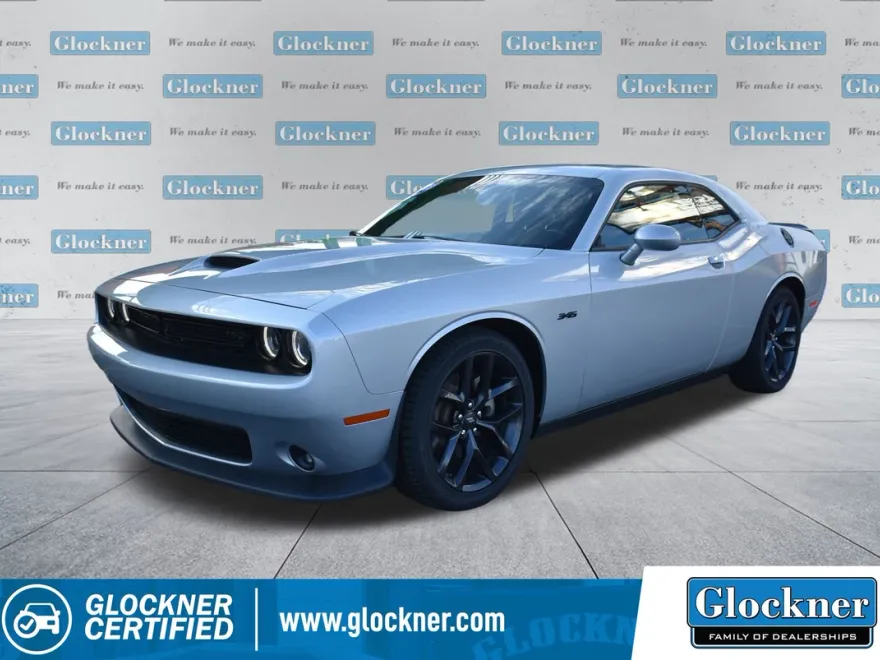 2023 Dodge Challenger R/T photo 1
