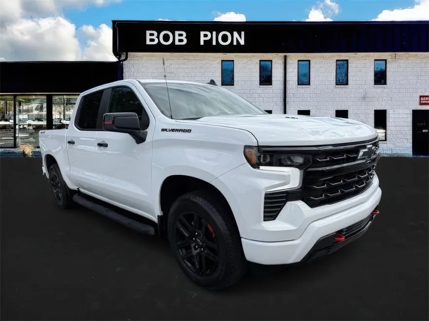 2024 Chevrolet Silverado 1500 RST photo 1