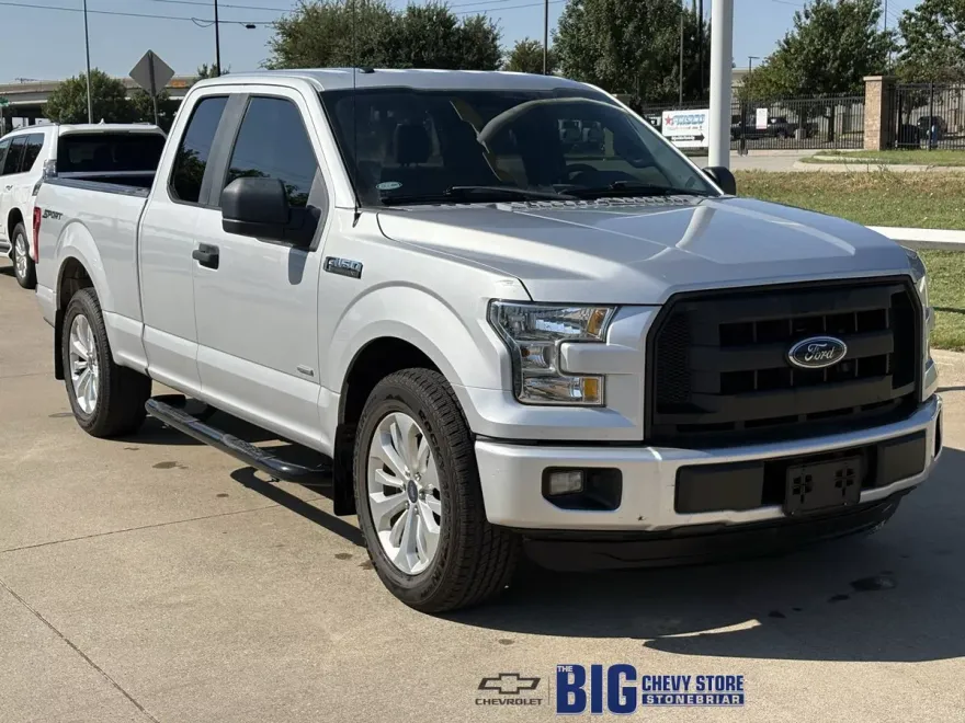 2016 Ford F-150 XL photo 1