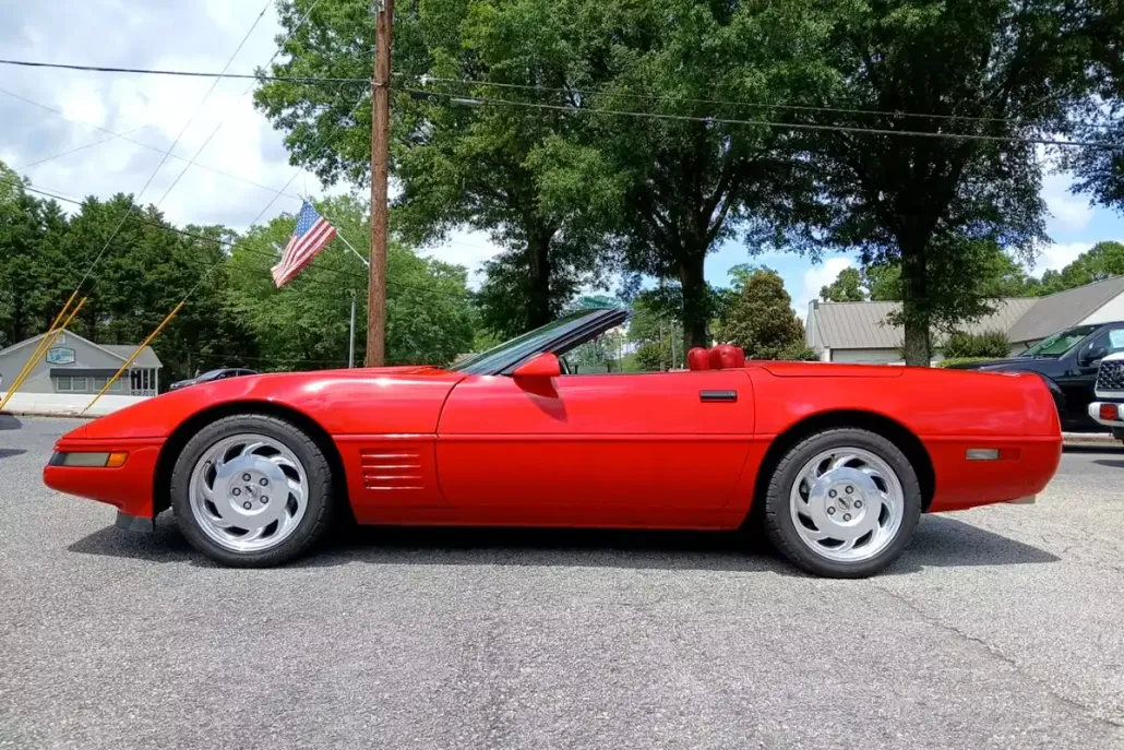 1991 Chevrolet Corvette Convertible photo 1