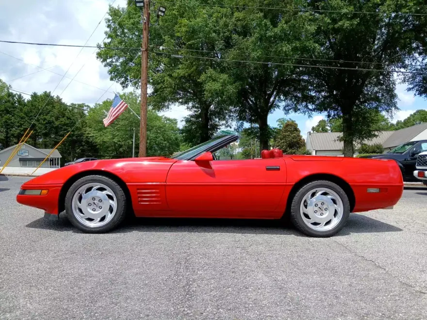 1991 Chevrolet Corvette Convertible photo 1