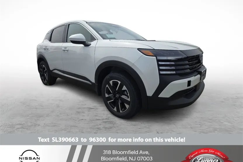 2025 Nissan Kicks SV photo 1