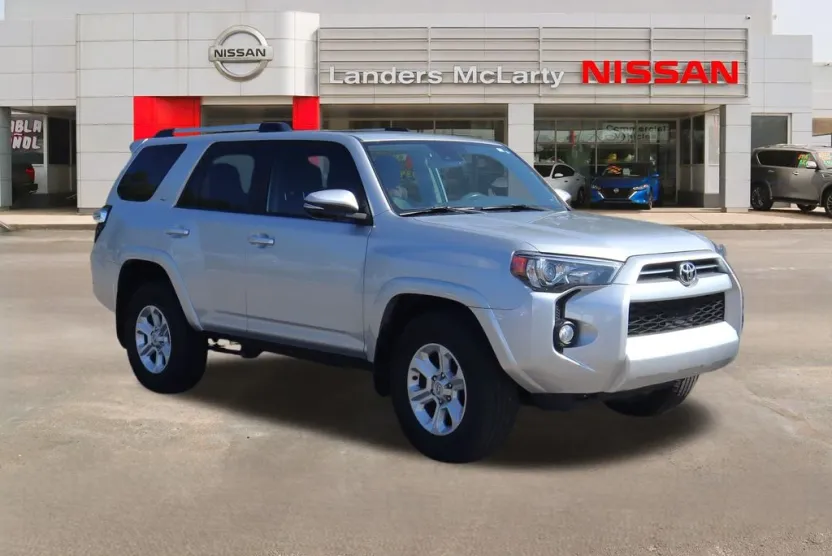 2020 Toyota 4Runner SR5 photo 1