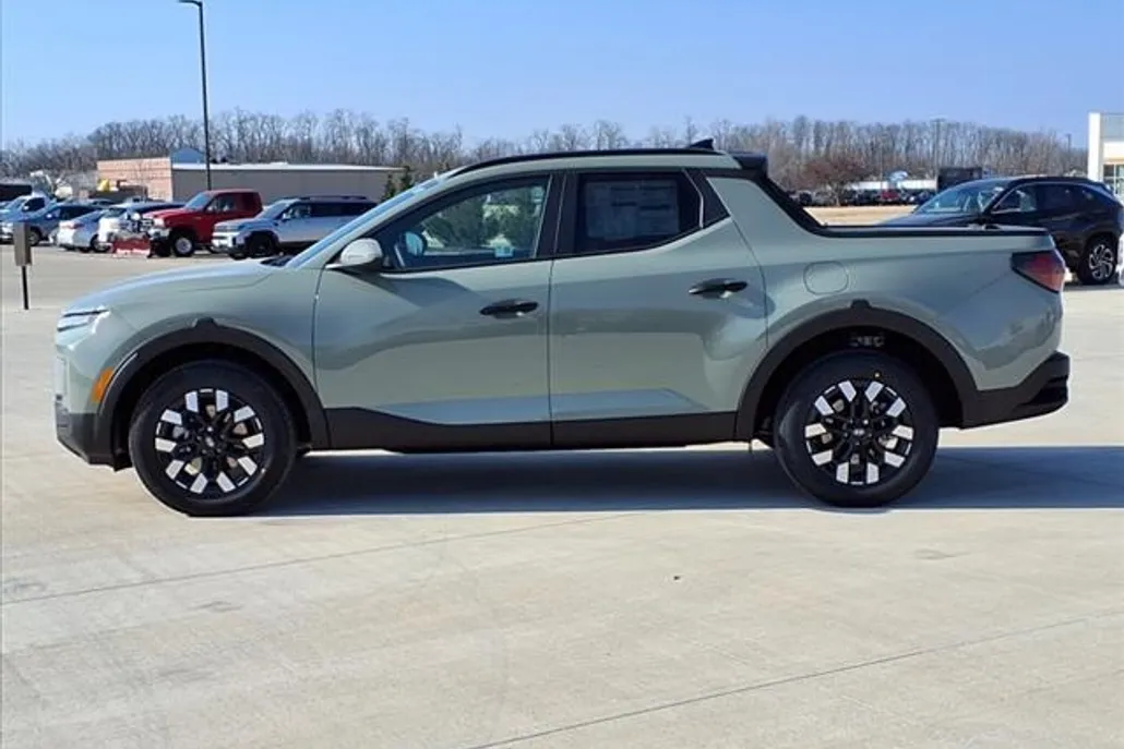 2025 Hyundai Santa Cruz SEL Activity photo 1