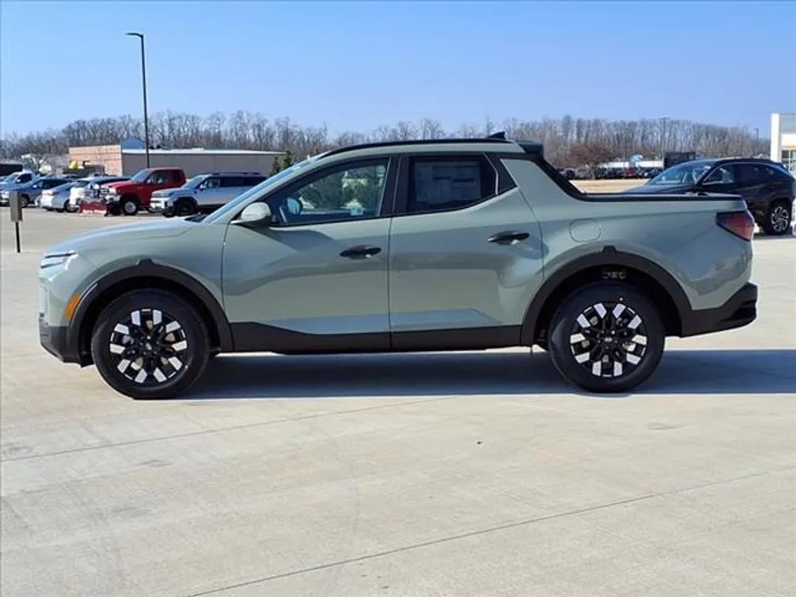 2025 Hyundai Santa Cruz SEL Activity photo 1