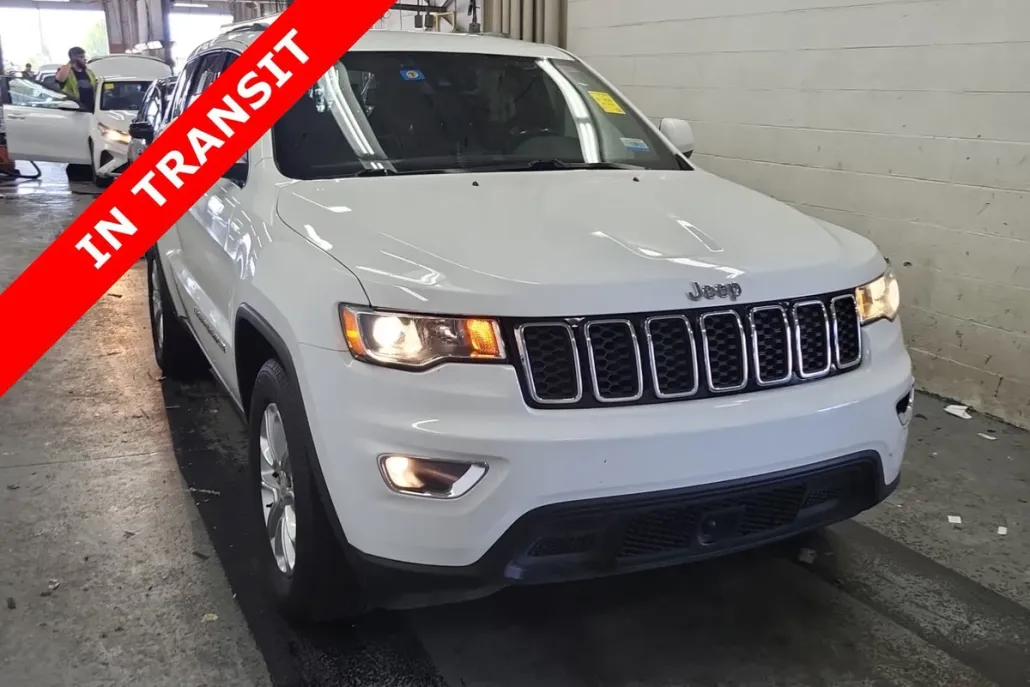 2021 Jeep Grand Cherokee Laredo X photo 1