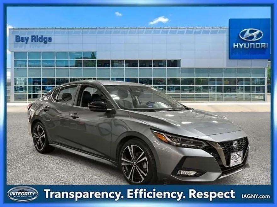2023 Nissan Sentra SR photo 1