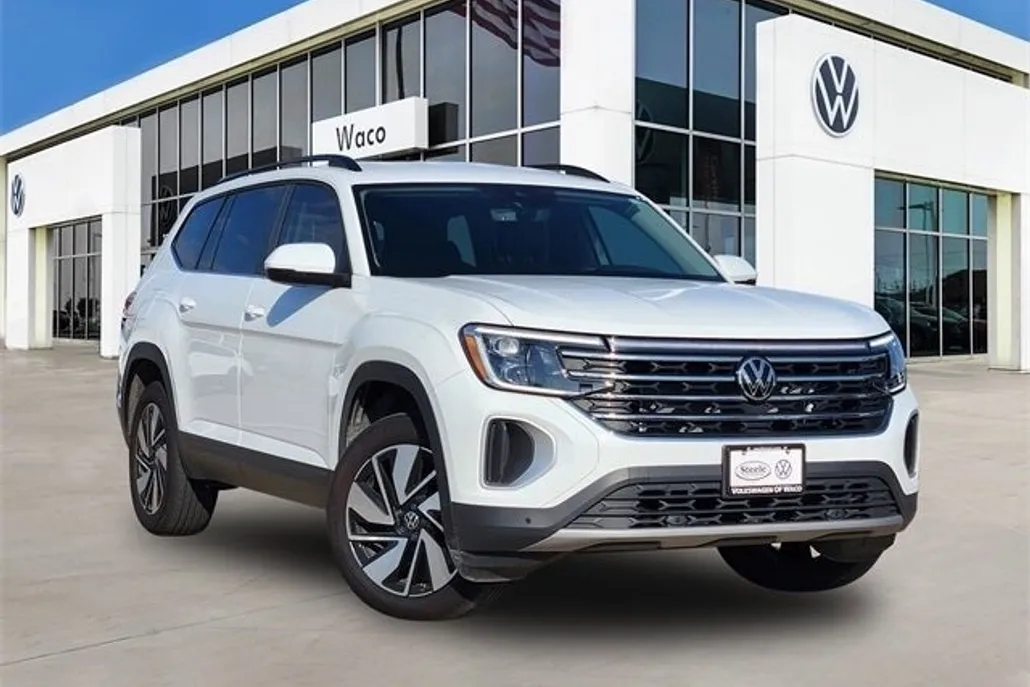 2024 Volkswagen Atlas SE Technology photo 1