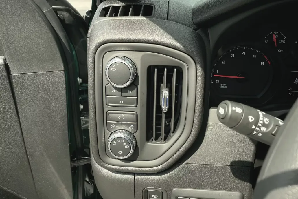 2025 Gmc Sierra 3500 HD Pro photo 1